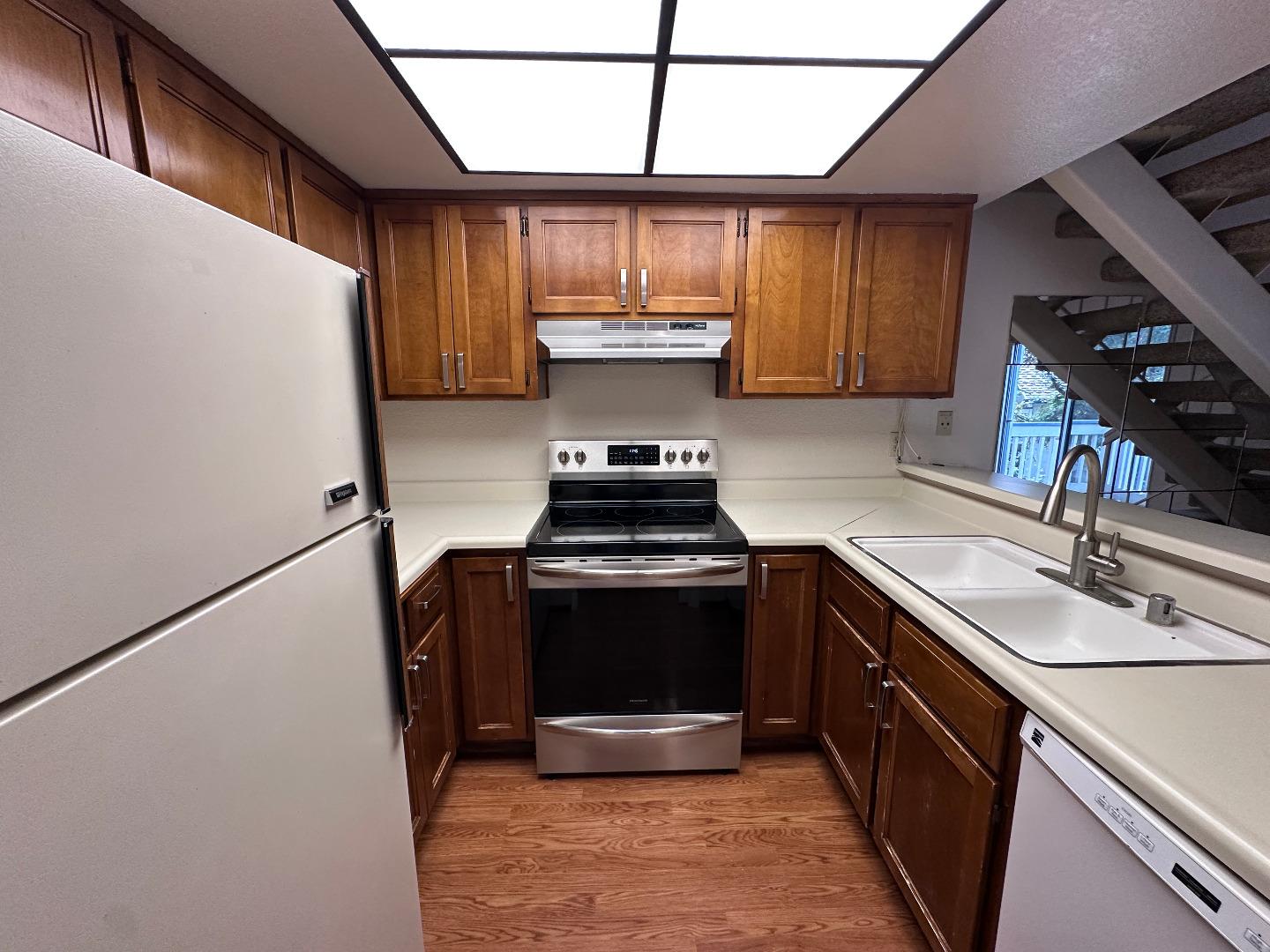 Detail Gallery Image 9 of 24 For 1034 Summermist Ct, San Jose,  CA 95122 - 1 Beds | 1 Baths