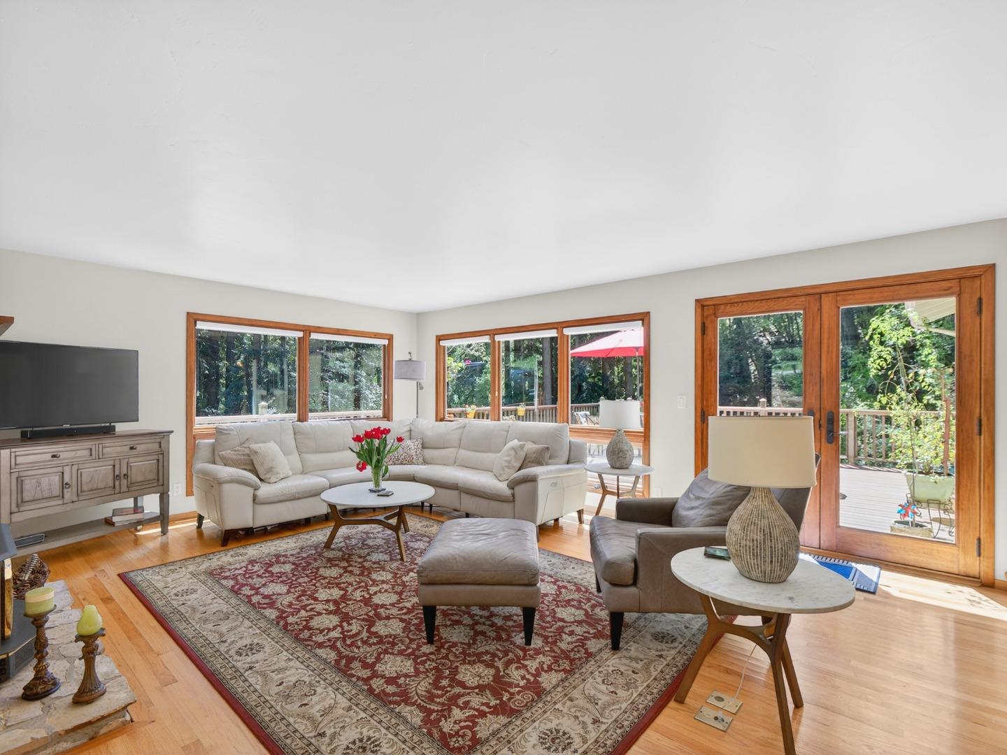 Detail Gallery Image 8 of 47 For 9630 Zayante Dr, Felton,  CA 95018 - 3 Beds | 2 Baths