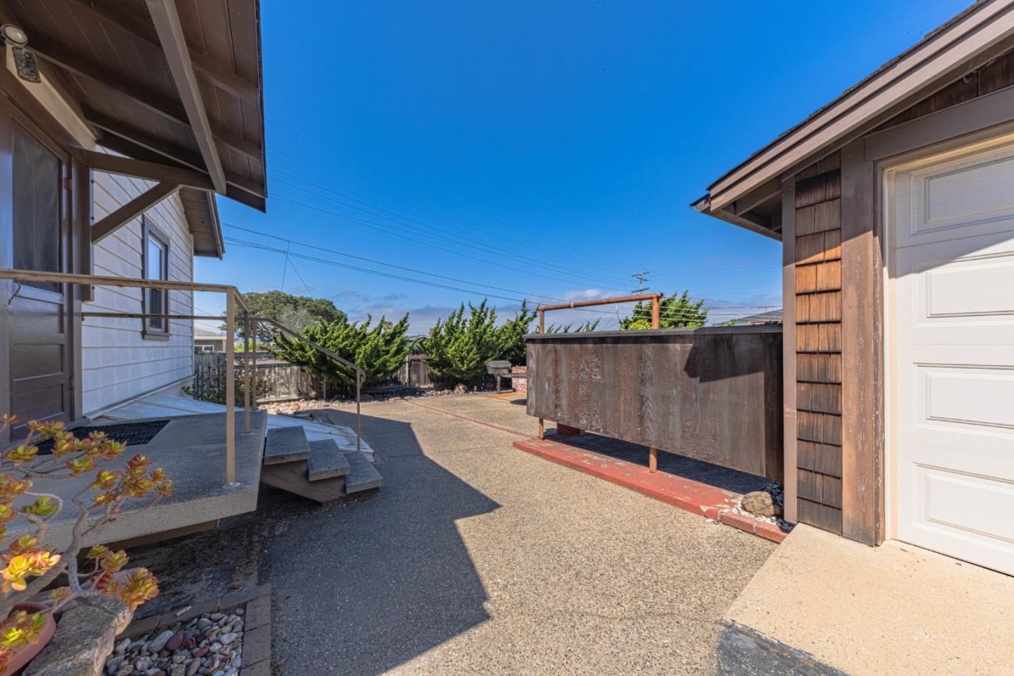 Detail Gallery Image 33 of 39 For 1125 Kimball Ave, Seaside,  CA 93955 - 2 Beds | 1 Baths