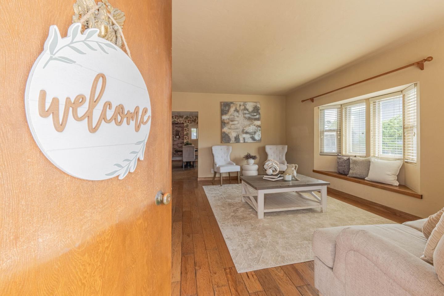 Detail Gallery Image 4 of 39 For 1125 Kimball Ave, Seaside,  CA 93955 - 2 Beds | 1 Baths