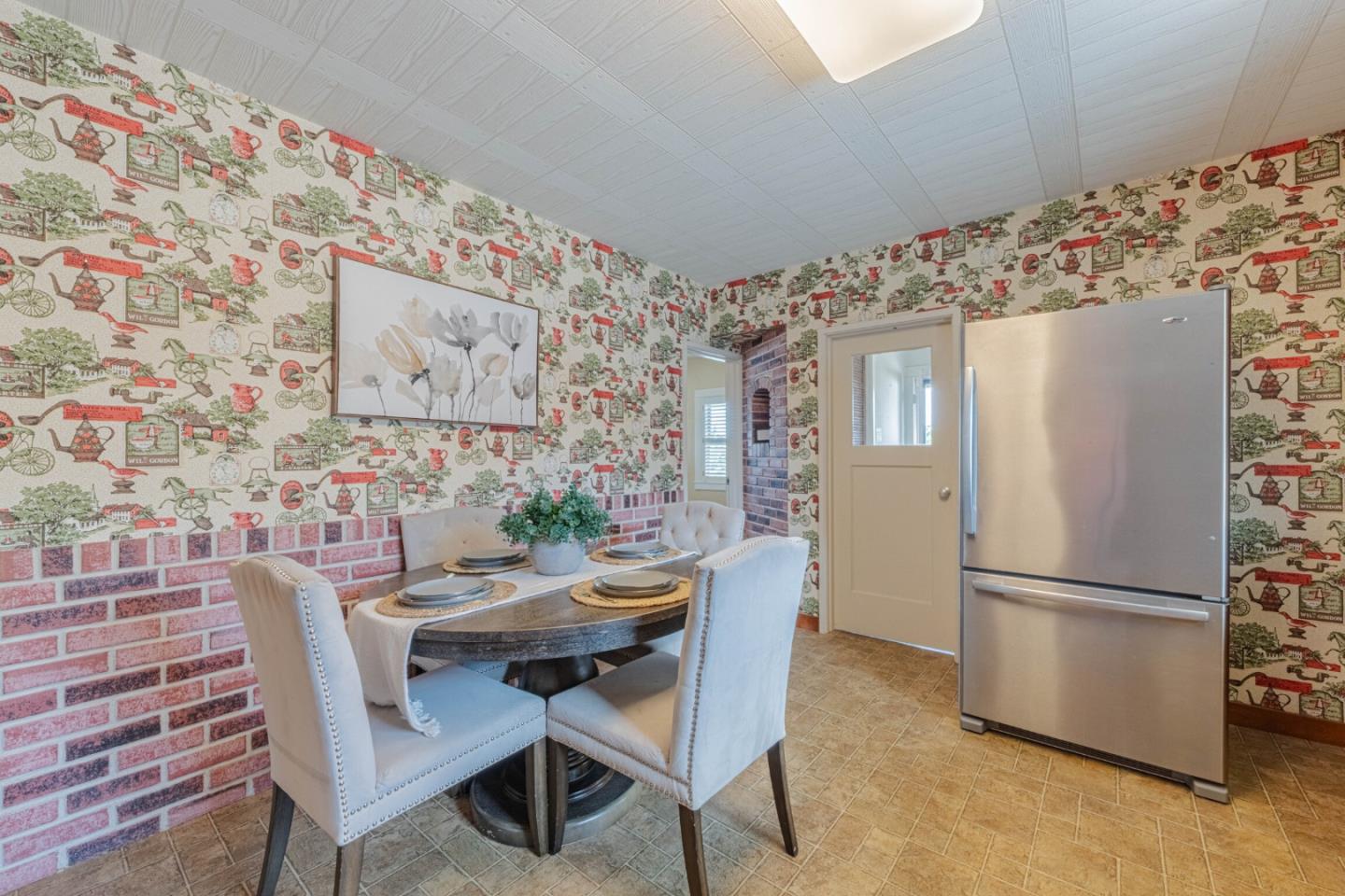 Detail Gallery Image 9 of 39 For 1125 Kimball Ave, Seaside,  CA 93955 - 2 Beds | 1 Baths