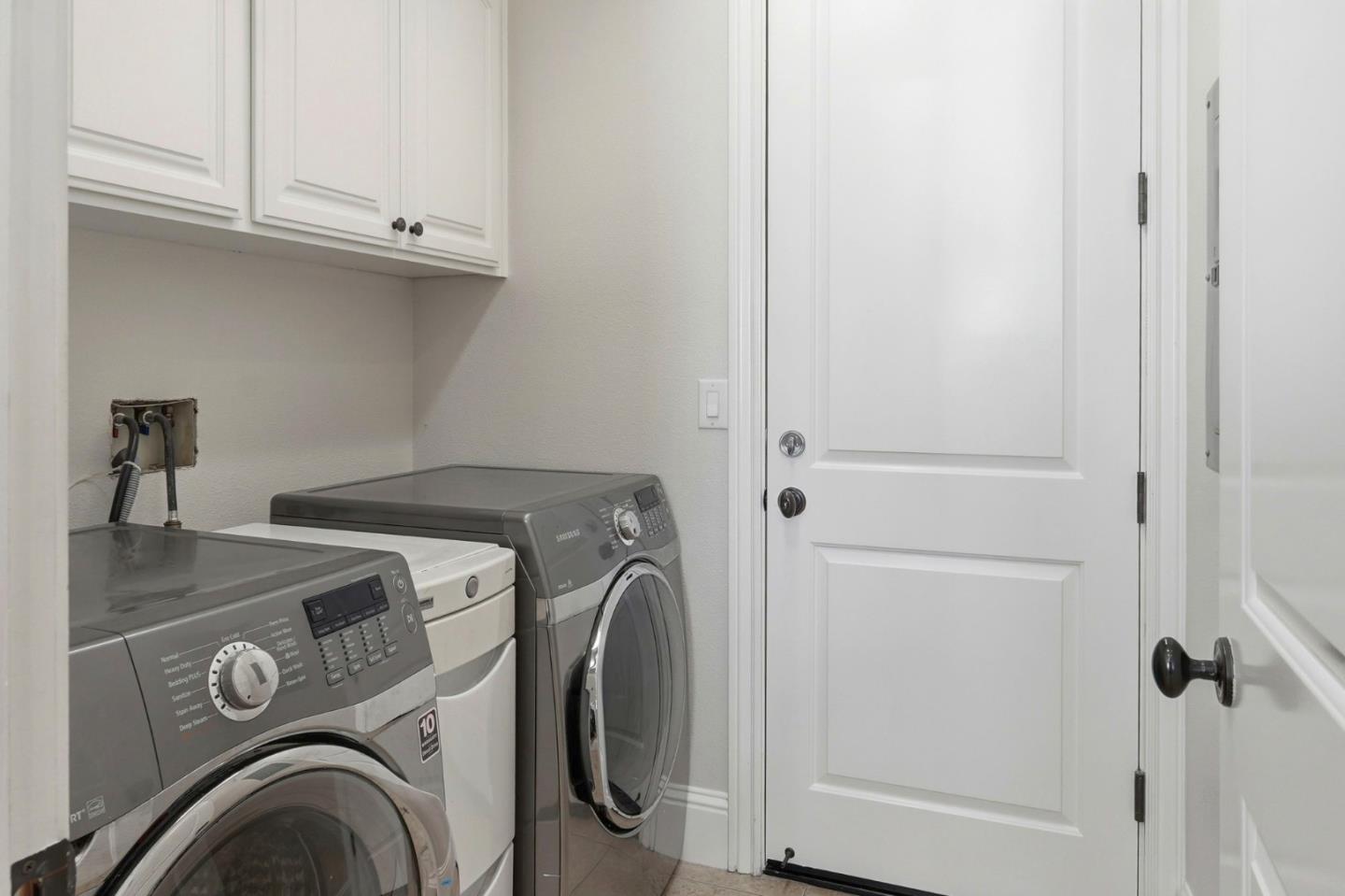 Detail Gallery Image 26 of 33 For 15425 La Rocca Pl, Morgan Hill,  CA 95037 - 4 Beds | 2/1 Baths