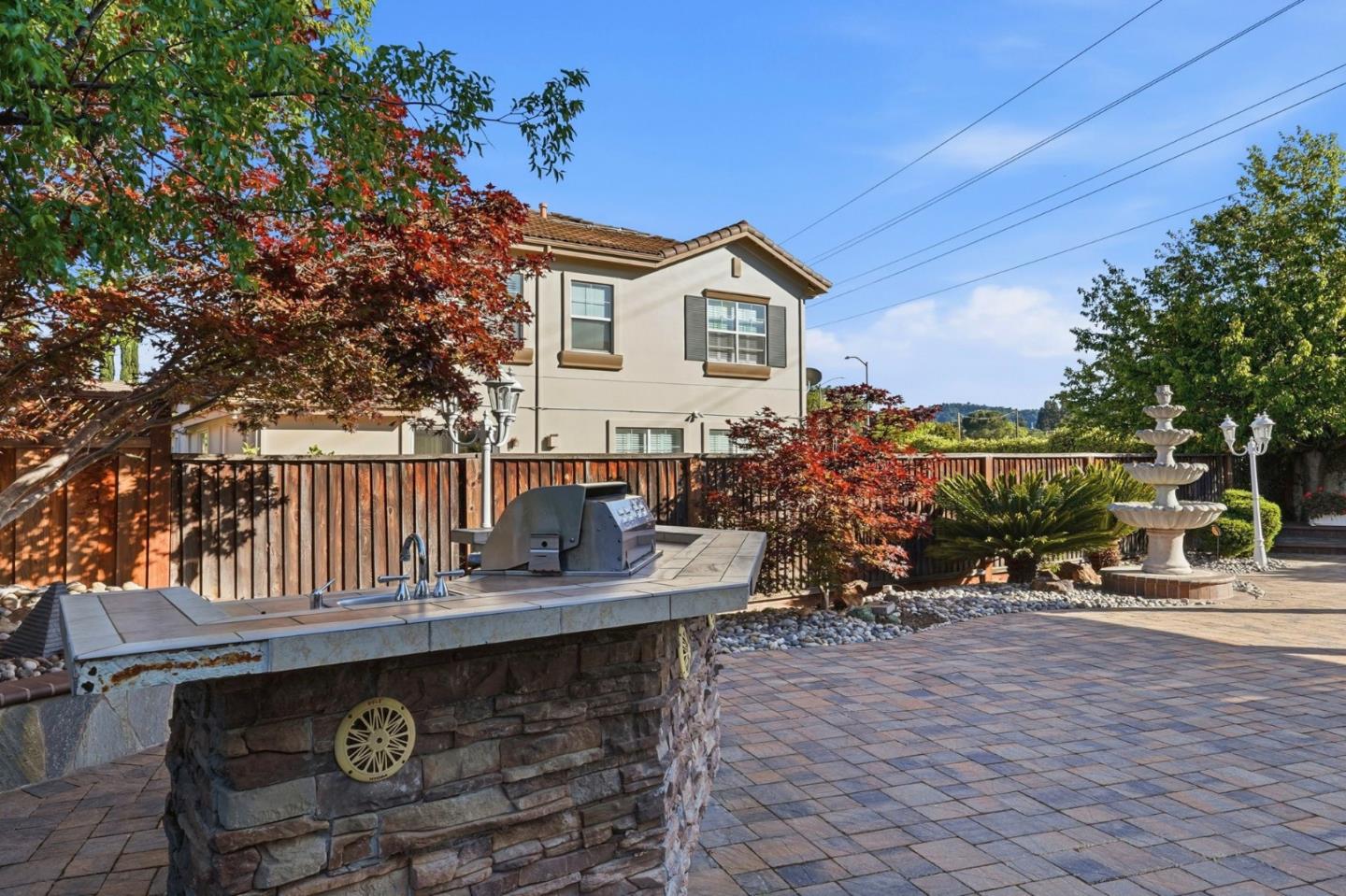 Detail Gallery Image 28 of 33 For 15425 La Rocca Pl, Morgan Hill,  CA 95037 - 4 Beds | 2/1 Baths