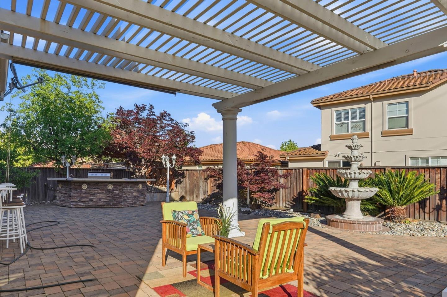 Detail Gallery Image 31 of 33 For 15425 La Rocca Pl, Morgan Hill,  CA 95037 - 4 Beds | 2/1 Baths