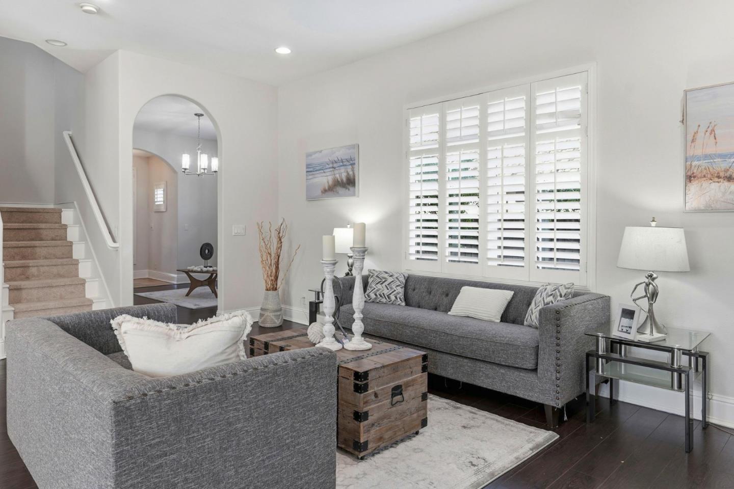 Detail Gallery Image 6 of 33 For 15425 La Rocca Pl, Morgan Hill,  CA 95037 - 4 Beds | 2/1 Baths