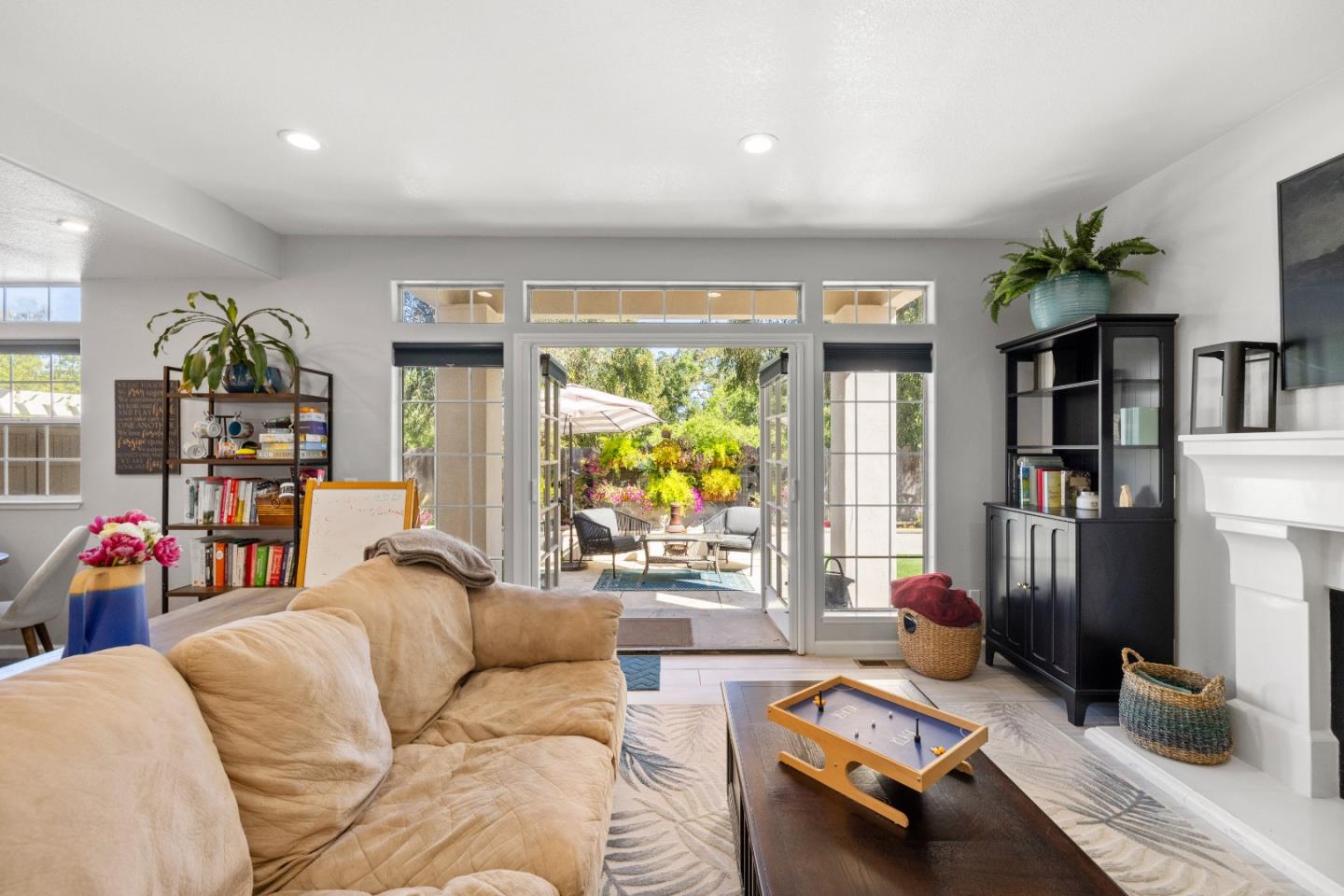 Detail Gallery Image 11 of 66 For 14390 Mountain Quail Rd, Salinas,  CA 93908 - 4 Beds | 3 Baths