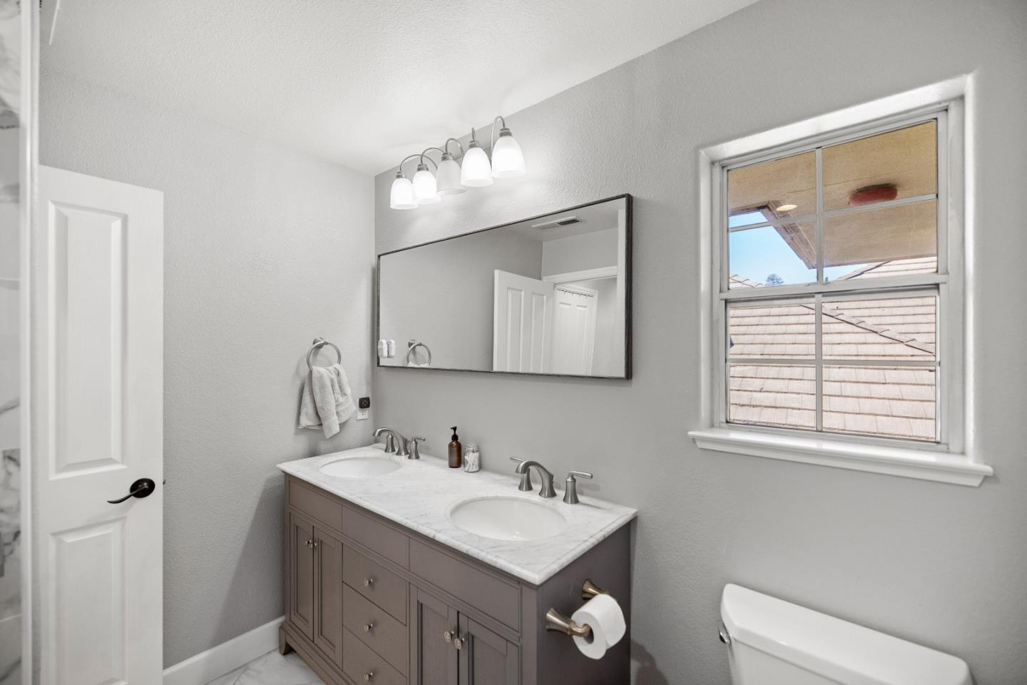 Detail Gallery Image 39 of 66 For 14390 Mountain Quail Rd, Salinas,  CA 93908 - 4 Beds | 3 Baths