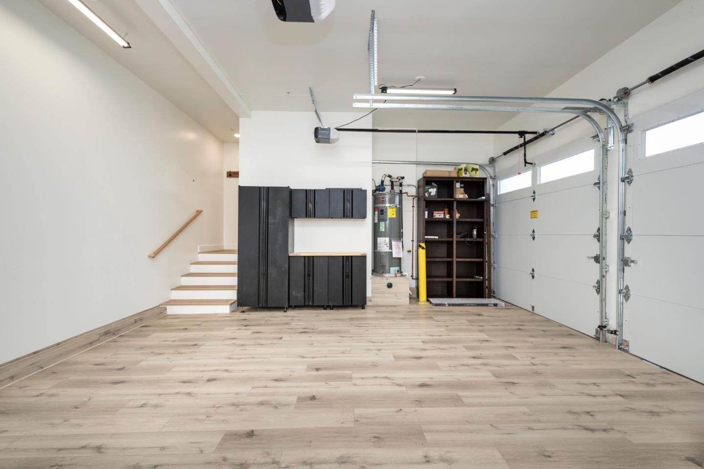 Detail Gallery Image 22 of 25 For Address Not Disclosed, San Carlos,  CA 94070 - 4 Beds | 2/1 Baths