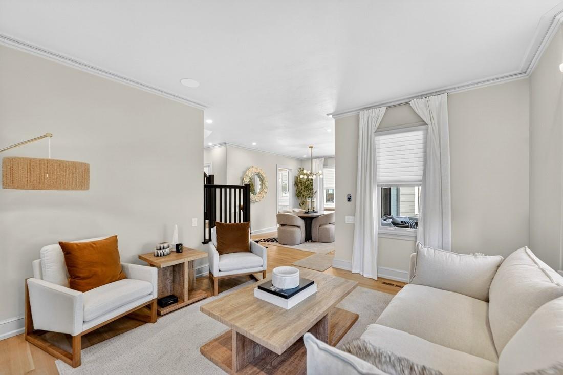 Detail Gallery Image 11 of 48 For 117 Edelen Ave, Los Gatos,  CA 95030 - 5 Beds | 4/1 Baths