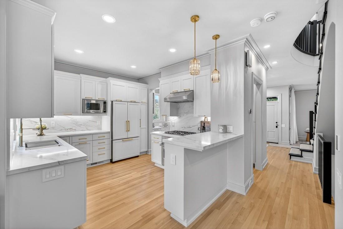 Detail Gallery Image 15 of 48 For 117 Edelen Ave, Los Gatos,  CA 95030 - 5 Beds | 4/1 Baths