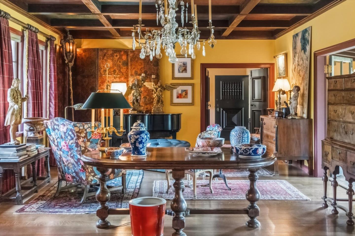 Detail Gallery Image 23 of 80 For 18000 Overlook Rd, Los Gatos,  CA 95030 - 7 Beds | 4/1 Baths