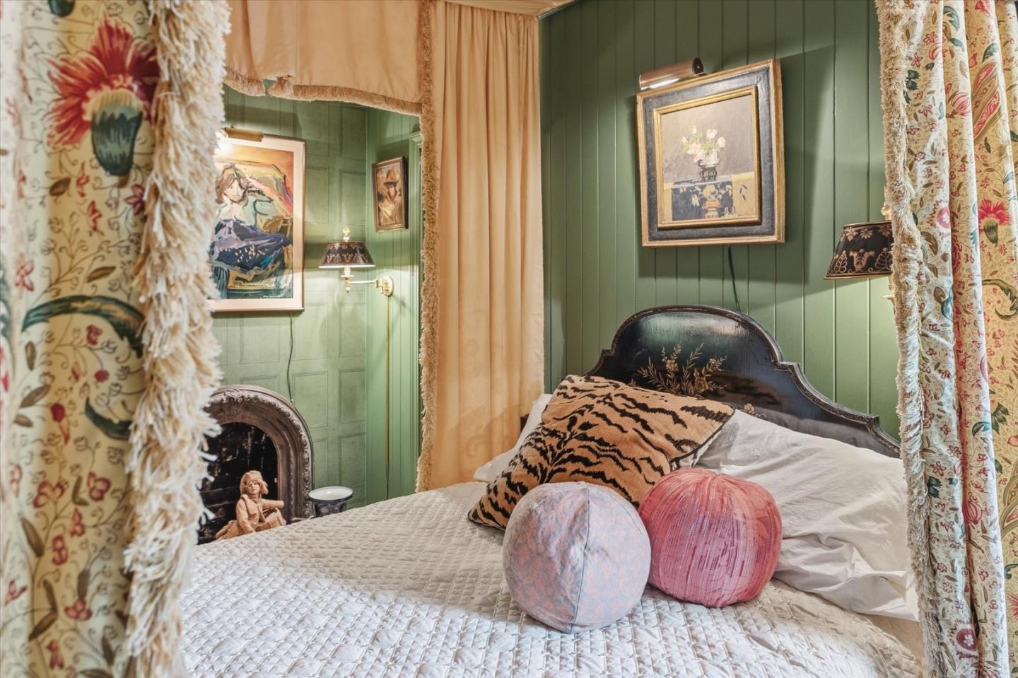 Detail Gallery Image 35 of 80 For 18000 Overlook Rd, Los Gatos,  CA 95030 - 7 Beds | 4/1 Baths