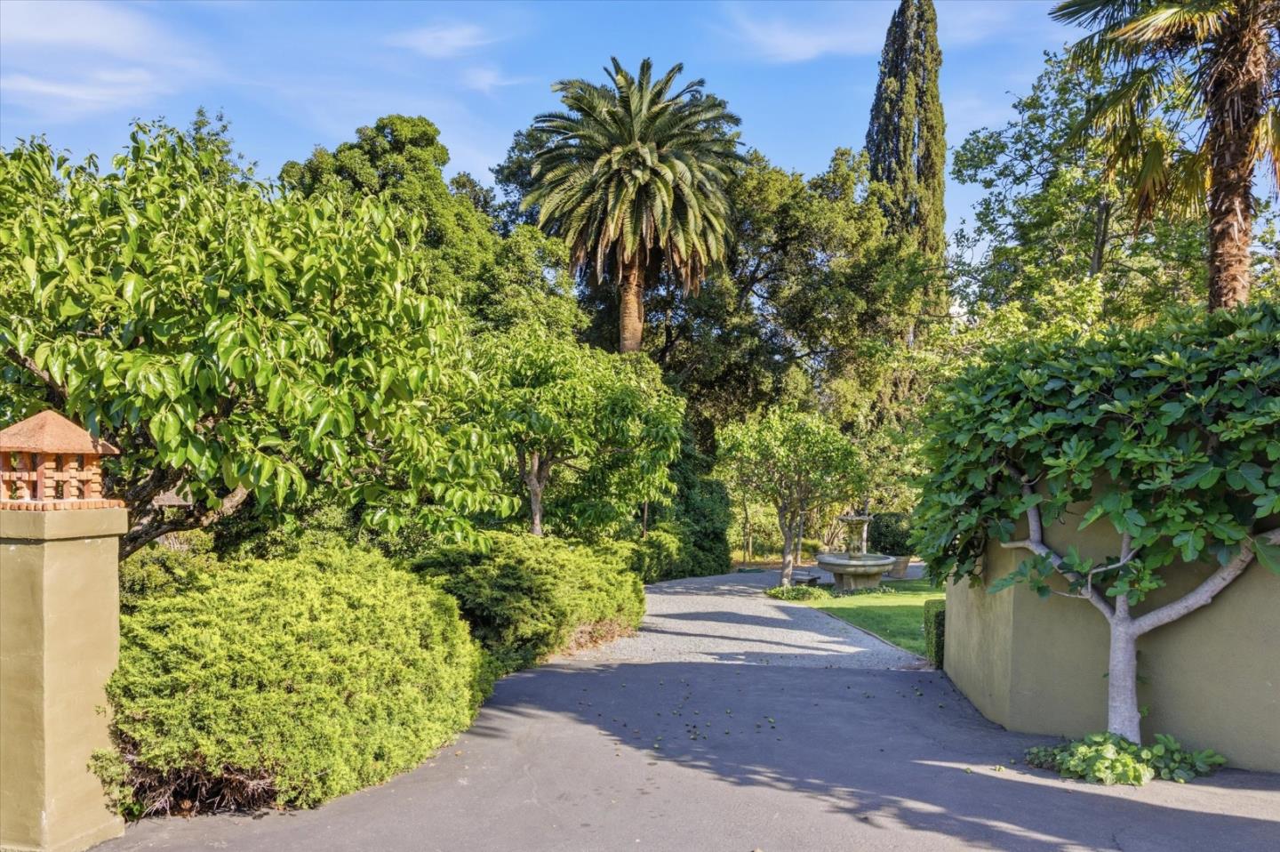 Detail Gallery Image 64 of 80 For 18000 Overlook Rd, Los Gatos,  CA 95030 - 7 Beds | 4/1 Baths