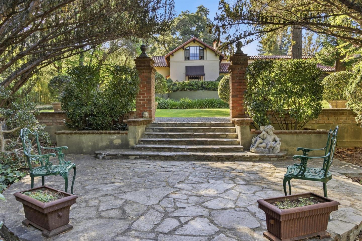 Detail Gallery Image 67 of 80 For 18000 Overlook Rd, Los Gatos,  CA 95030 - 7 Beds | 4/1 Baths