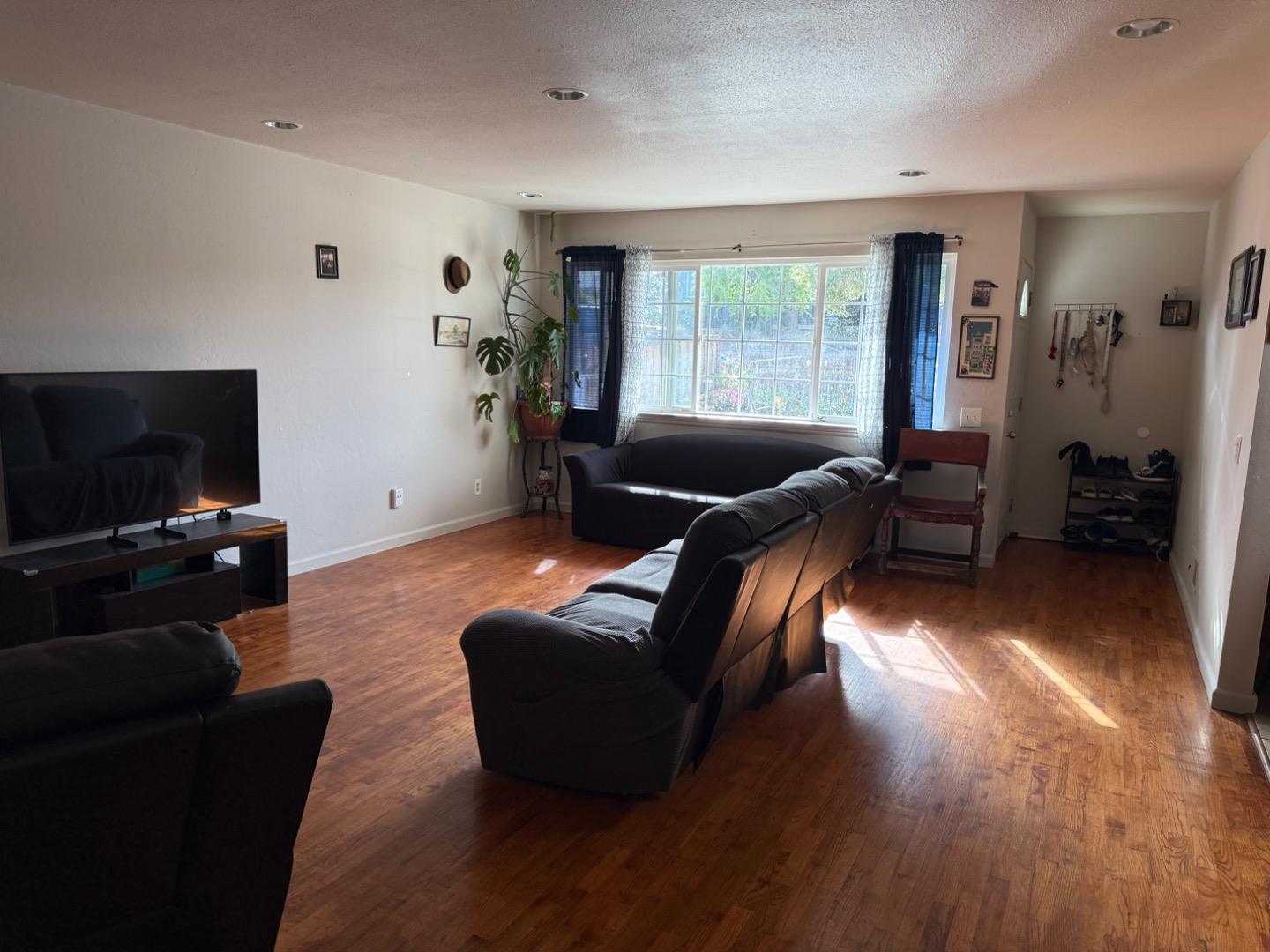 Detail Gallery Image 5 of 18 For 3352 Michael Dr, Marina,  CA 93933 - – Beds | – Baths