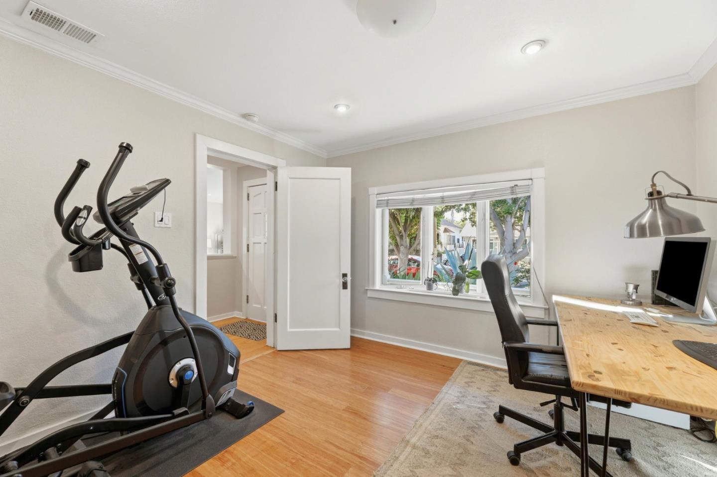 Detail Gallery Image 17 of 46 For 1274 Magnolia Ave, San Jose,  CA 95126 - 3 Beds | 1 Baths