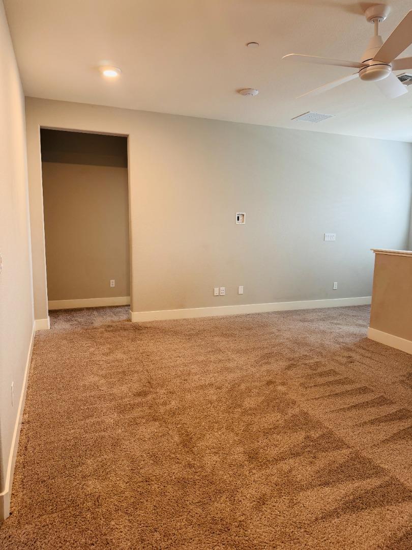 Detail Gallery Image 24 of 35 For 1946 Pollock Way, Lodi,  CA 95242 - 5 Beds | 3 Baths