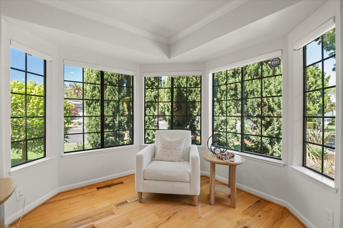 Detail Gallery Image 22 of 72 For 272 Belblossom Way, Los Gatos,  CA 95032 - 7 Beds | 3/1 Baths