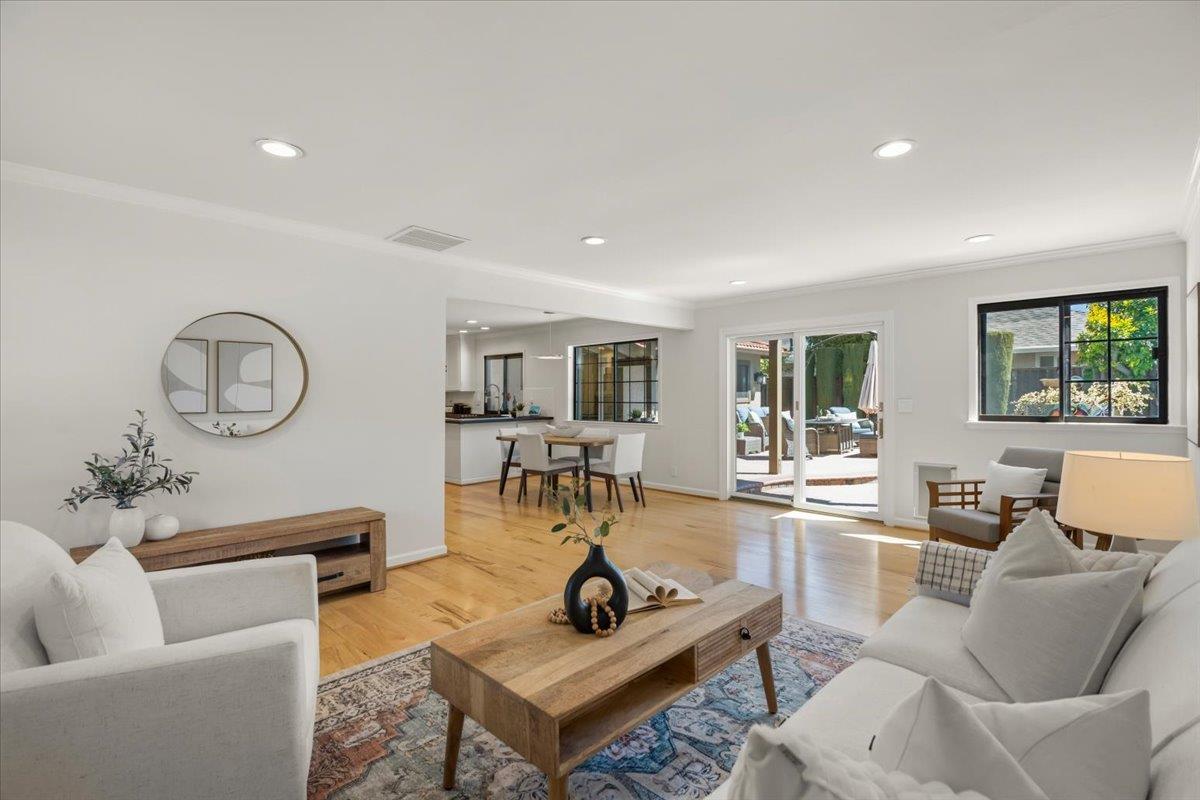 Detail Gallery Image 26 of 72 For 272 Belblossom Way, Los Gatos,  CA 95032 - 7 Beds | 3/1 Baths