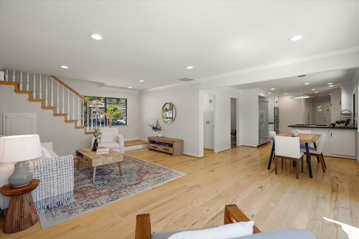 Detail Gallery Image 27 of 72 For 272 Belblossom Way, Los Gatos,  CA 95032 - 7 Beds | 3/1 Baths