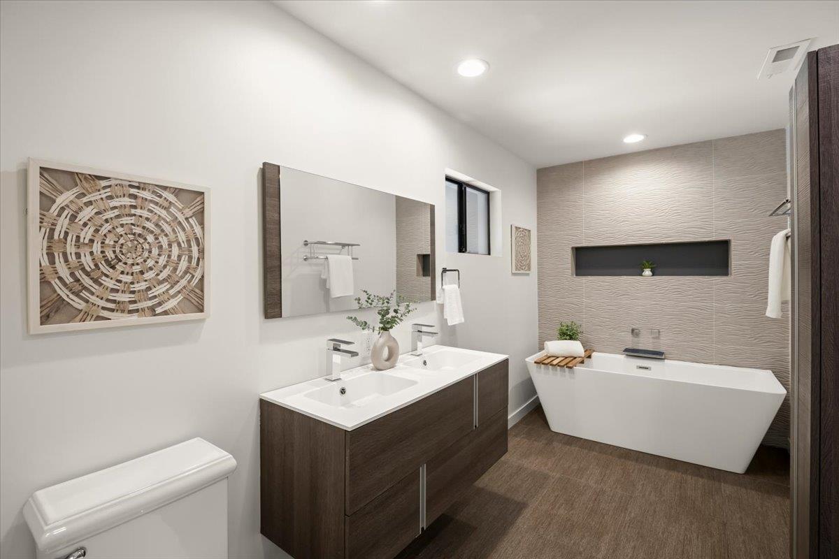 Detail Gallery Image 35 of 72 For 272 Belblossom Way, Los Gatos,  CA 95032 - 7 Beds | 3/1 Baths