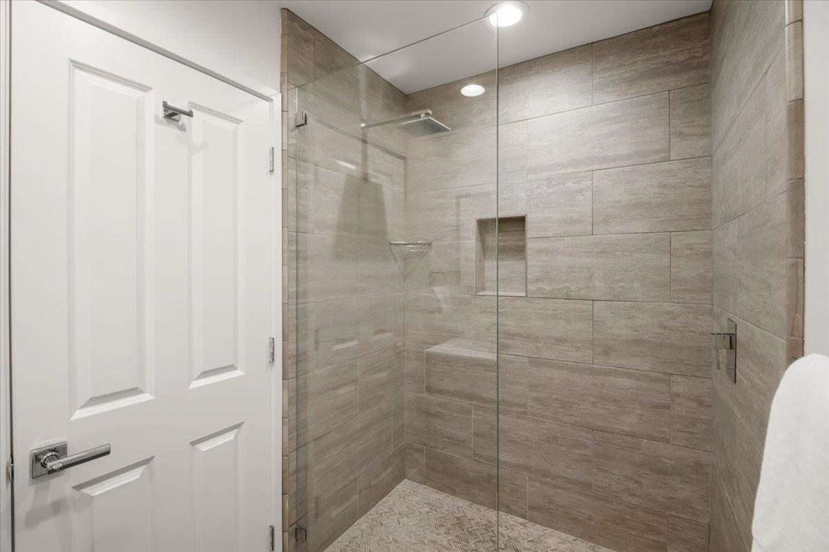 Detail Gallery Image 40 of 72 For 272 Belblossom Way, Los Gatos,  CA 95032 - 7 Beds | 3/1 Baths