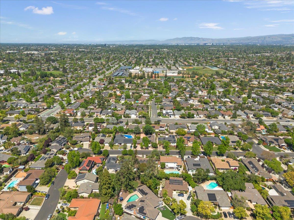 Detail Gallery Image 70 of 72 For 272 Belblossom Way, Los Gatos,  CA 95032 - 7 Beds | 3/1 Baths