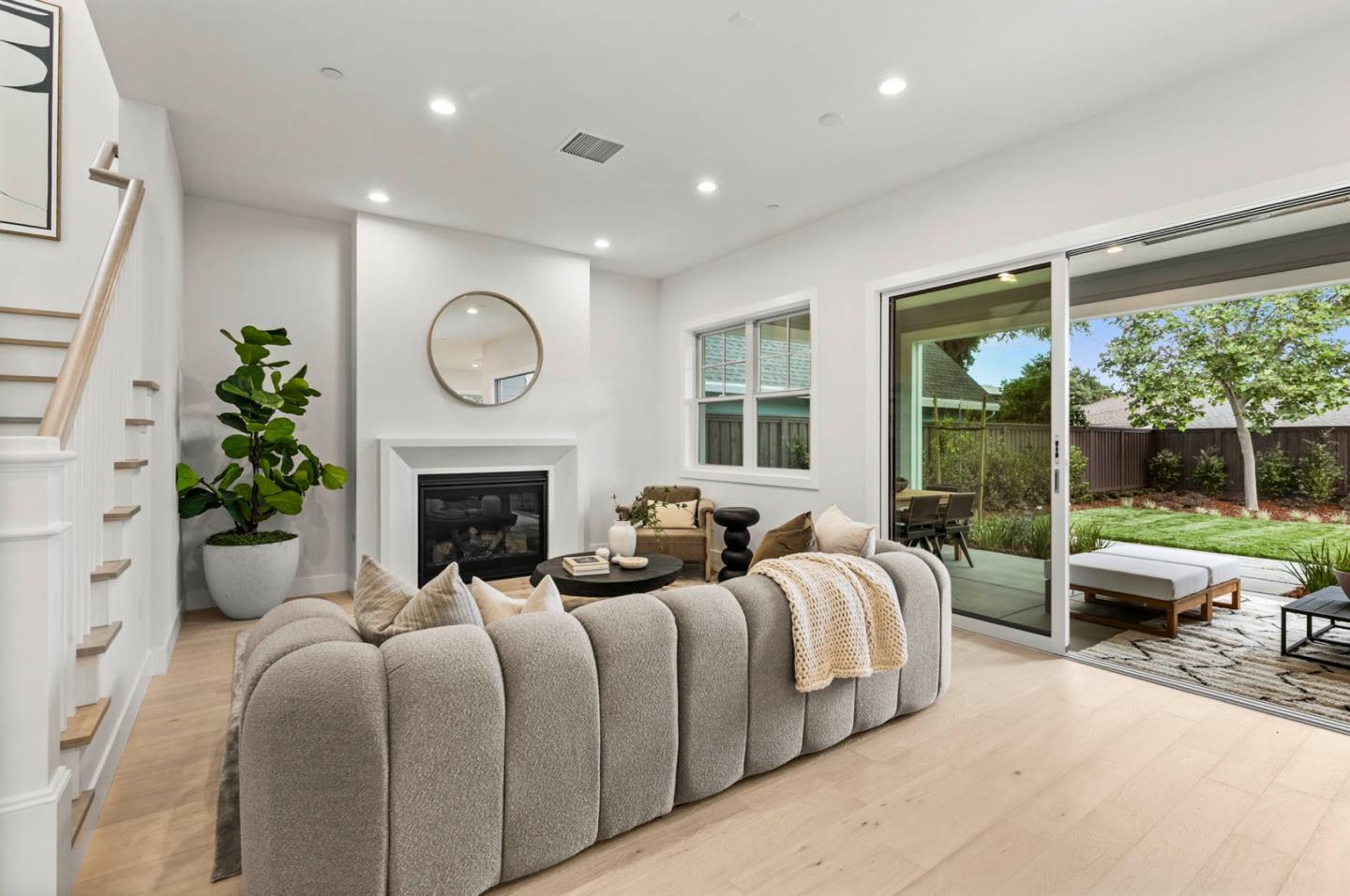 Detail Gallery Image 12 of 35 For 1759 Willowhurst Ave, San Jose,  CA 95125 - 4 Beds | 3/1 Baths