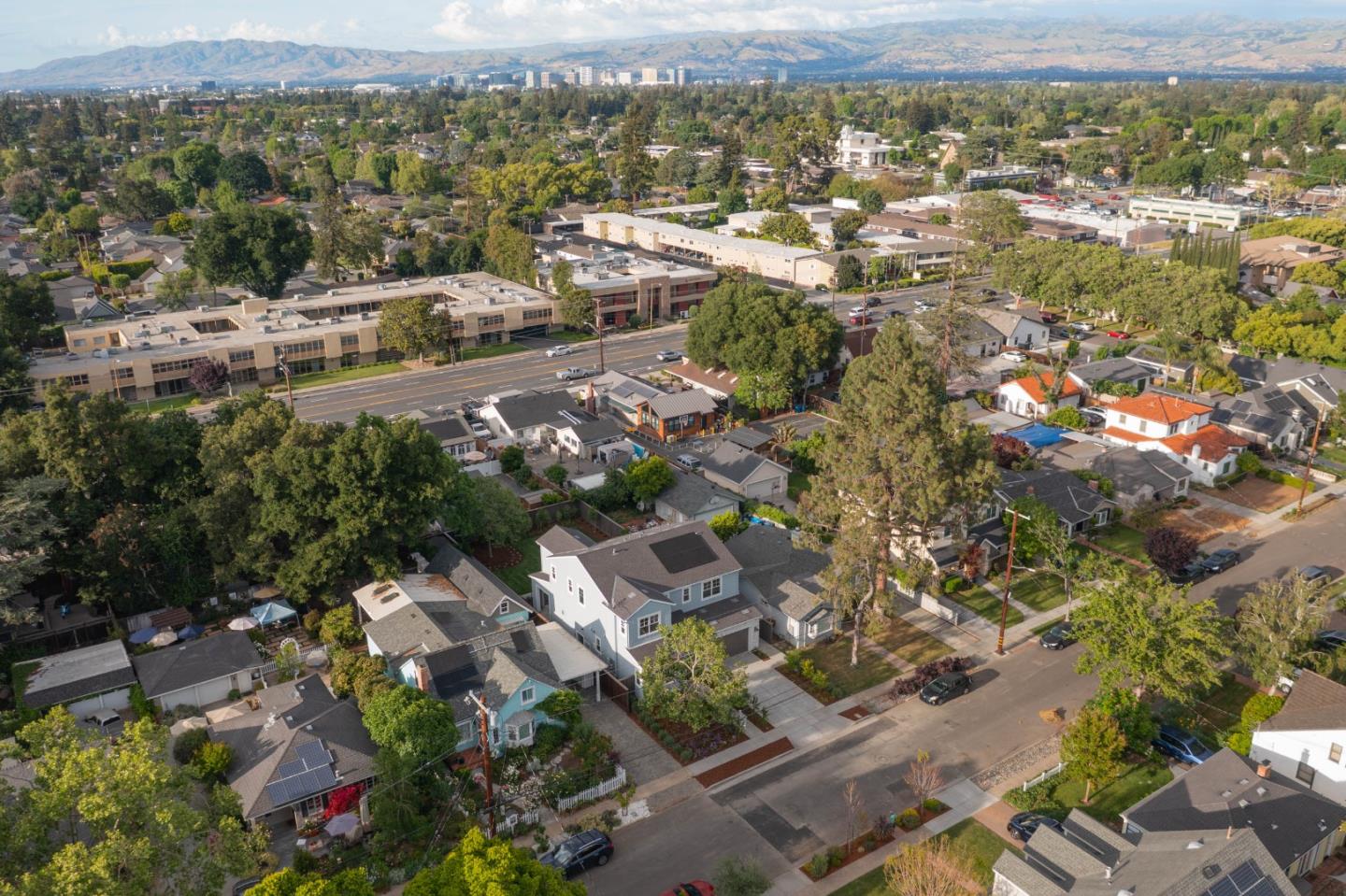 Detail Gallery Image 32 of 35 For 1759 Willowhurst Ave, San Jose,  CA 95125 - 4 Beds | 3/1 Baths