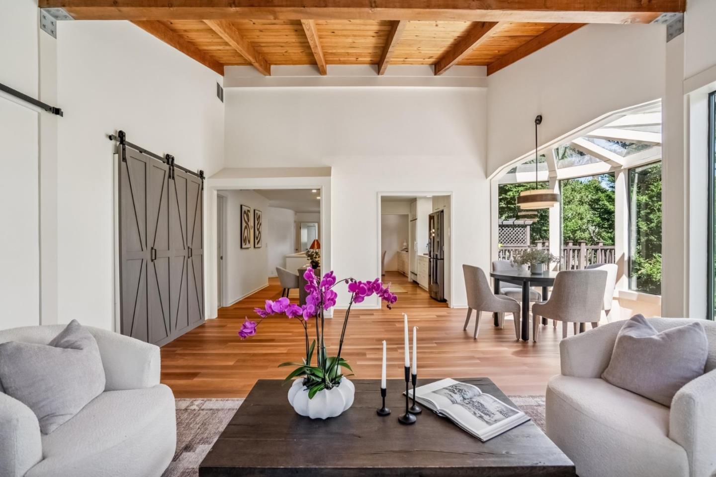 Detail Gallery Image 16 of 30 For 6 Wyndemere Vale, Monterey,  CA 93940 - 4 Beds | 3/1 Baths