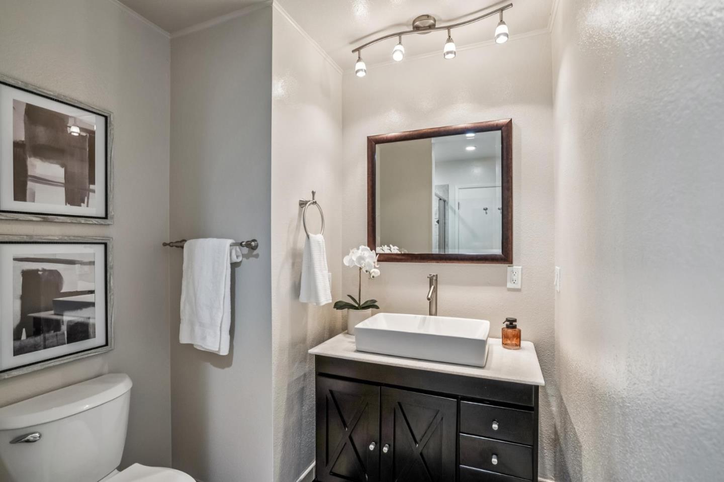 Detail Gallery Image 23 of 30 For 6 Wyndemere Vale, Monterey,  CA 93940 - 4 Beds | 3/1 Baths