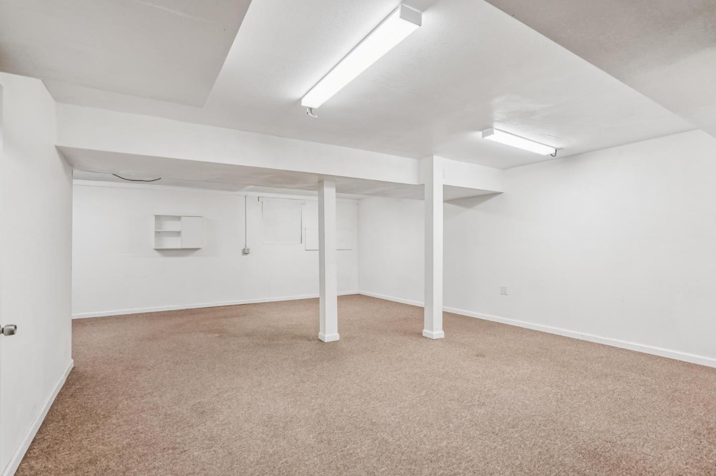 Detail Gallery Image 30 of 30 For 6 Wyndemere Vale, Monterey,  CA 93940 - 4 Beds | 3/1 Baths