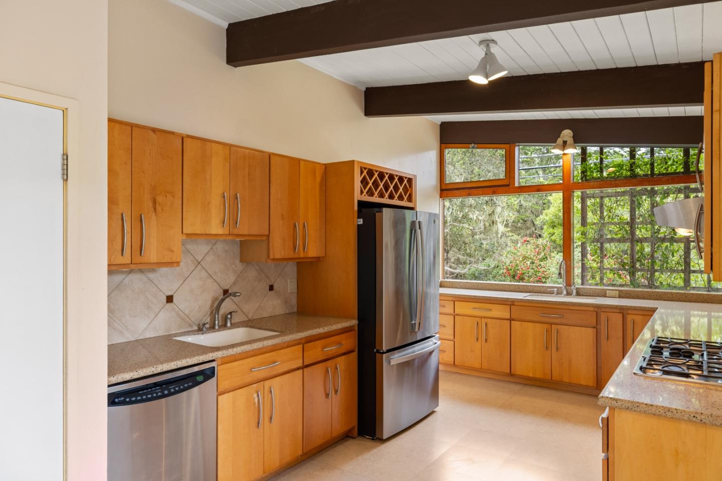 Detail Gallery Image 14 of 53 For 3071 Sloat Rd, Pebble Beach,  CA 93953 - 3 Beds | 4 Baths