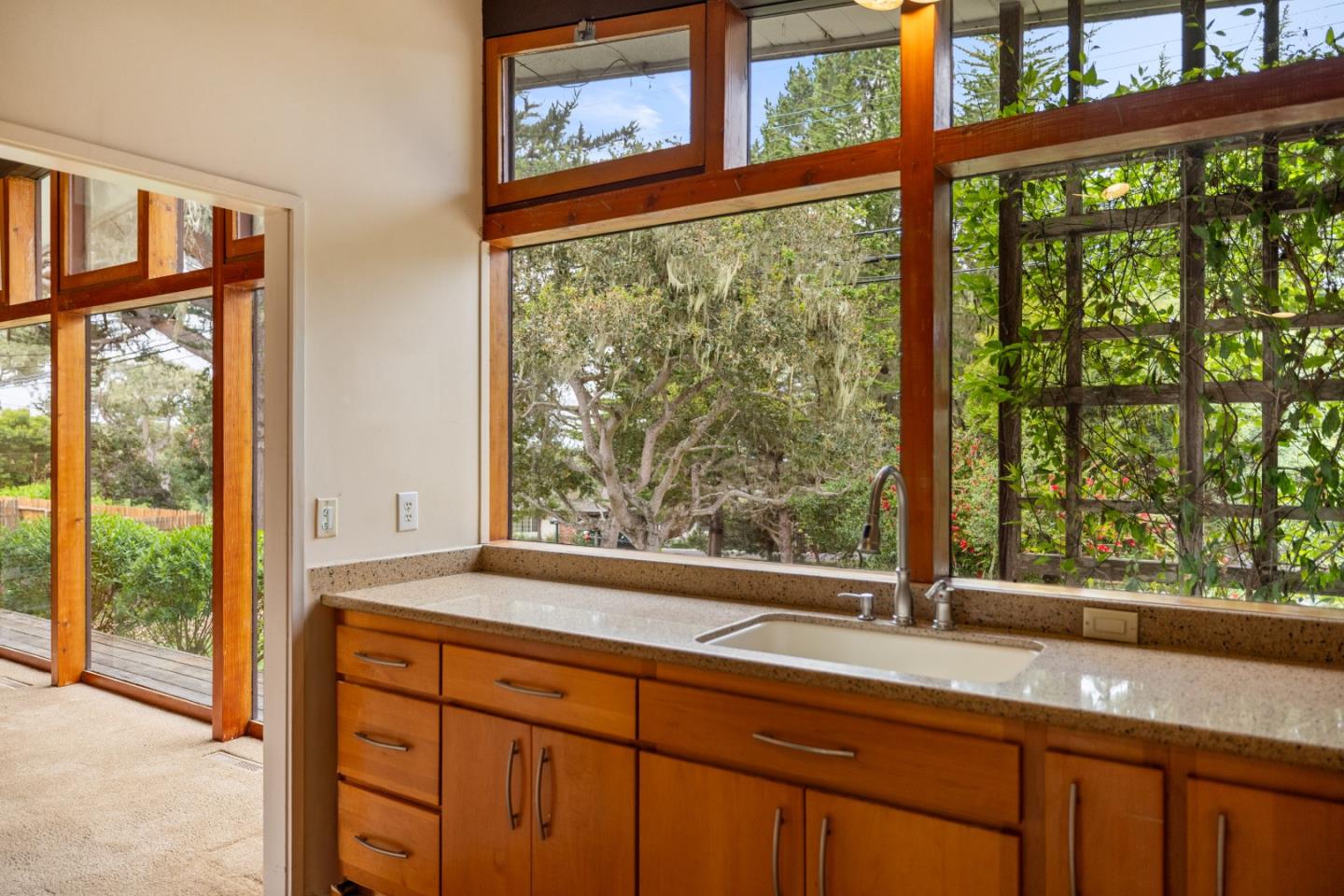 Detail Gallery Image 16 of 53 For 3071 Sloat Rd, Pebble Beach,  CA 93953 - 3 Beds | 4 Baths