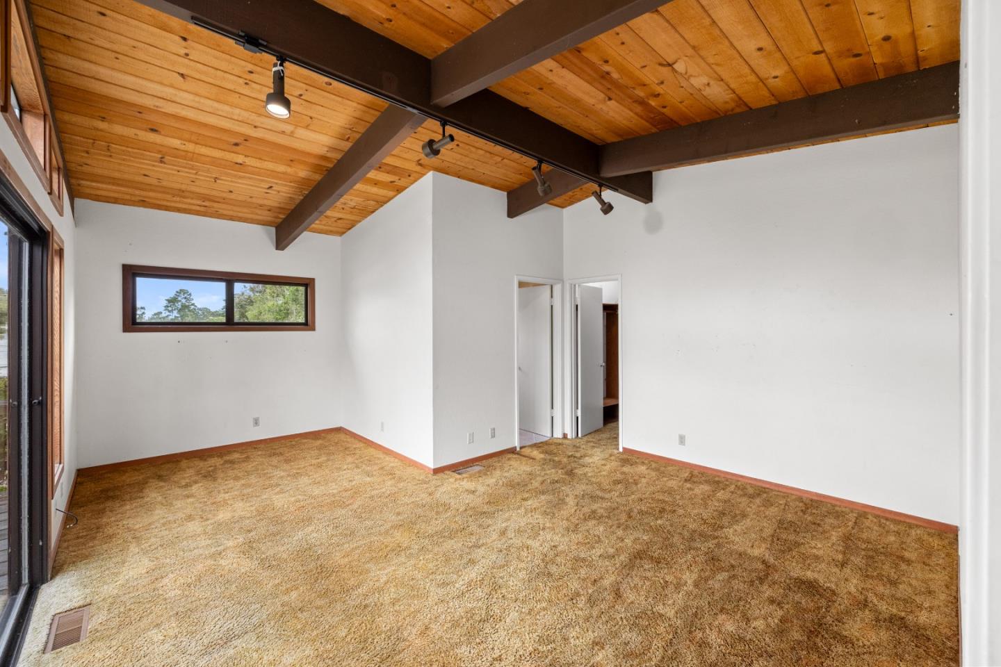 Detail Gallery Image 18 of 53 For 3071 Sloat Rd, Pebble Beach,  CA 93953 - 3 Beds | 4 Baths