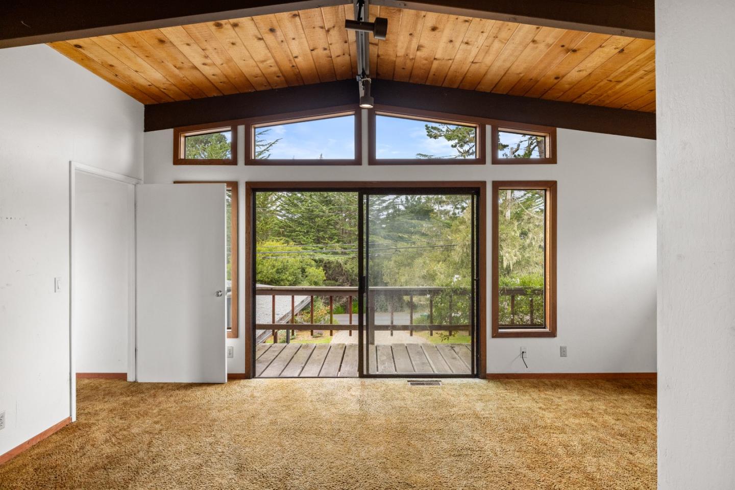 Detail Gallery Image 20 of 53 For 3071 Sloat Rd, Pebble Beach,  CA 93953 - 3 Beds | 4 Baths