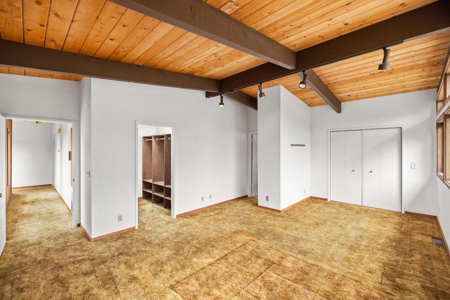 Detail Gallery Image 27 of 53 For 3071 Sloat Rd, Pebble Beach,  CA 93953 - 3 Beds | 4 Baths