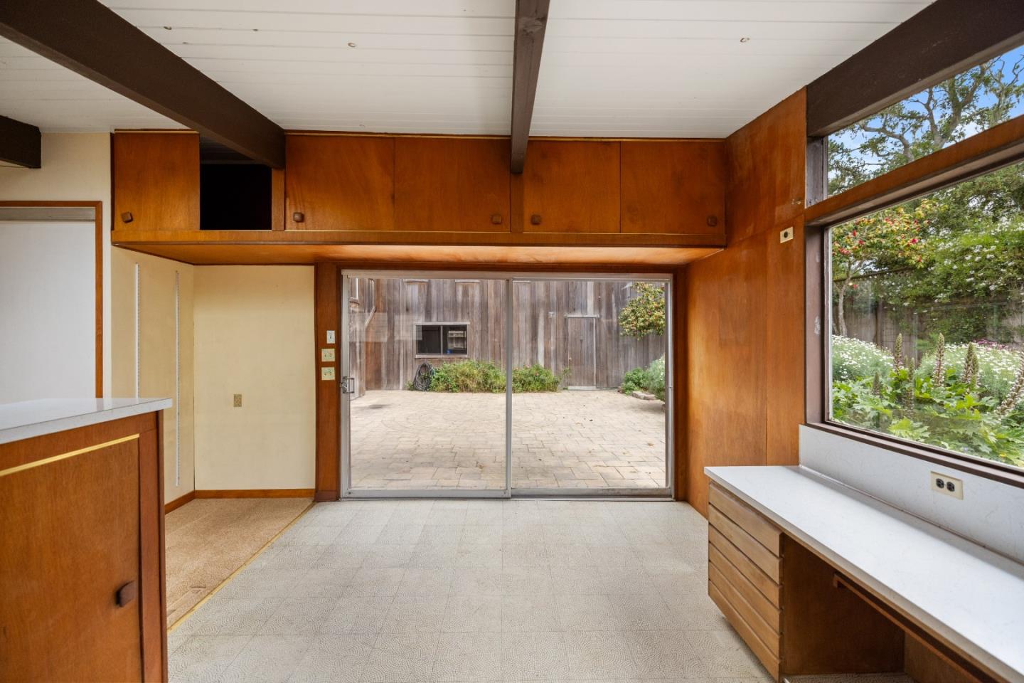 Detail Gallery Image 32 of 53 For 3071 Sloat Rd, Pebble Beach,  CA 93953 - 3 Beds | 4 Baths