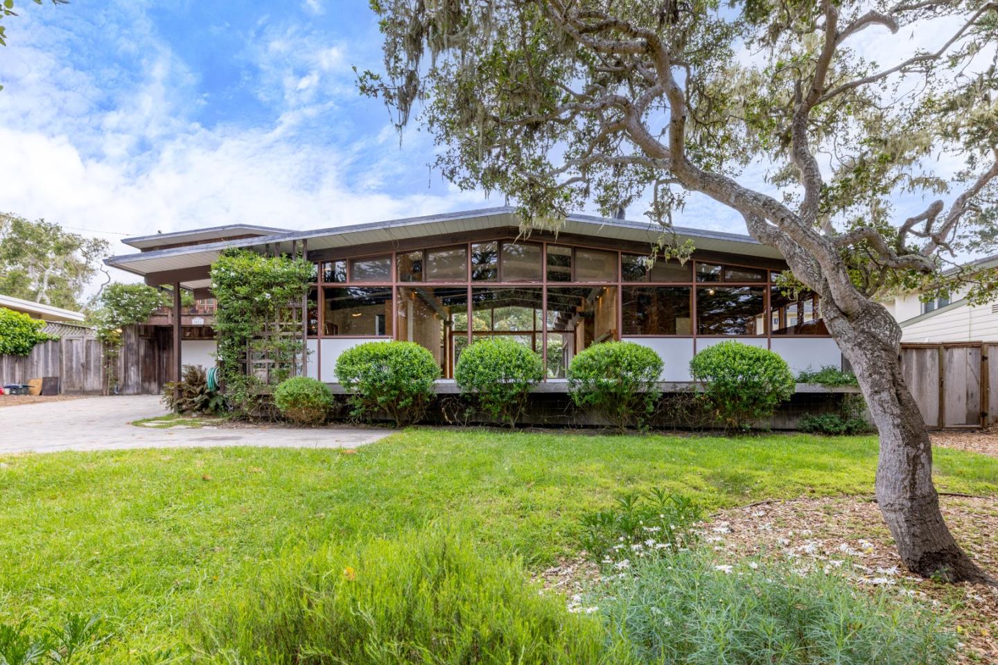 Detail Gallery Image 47 of 53 For 3071 Sloat Rd, Pebble Beach,  CA 93953 - 3 Beds | 4 Baths