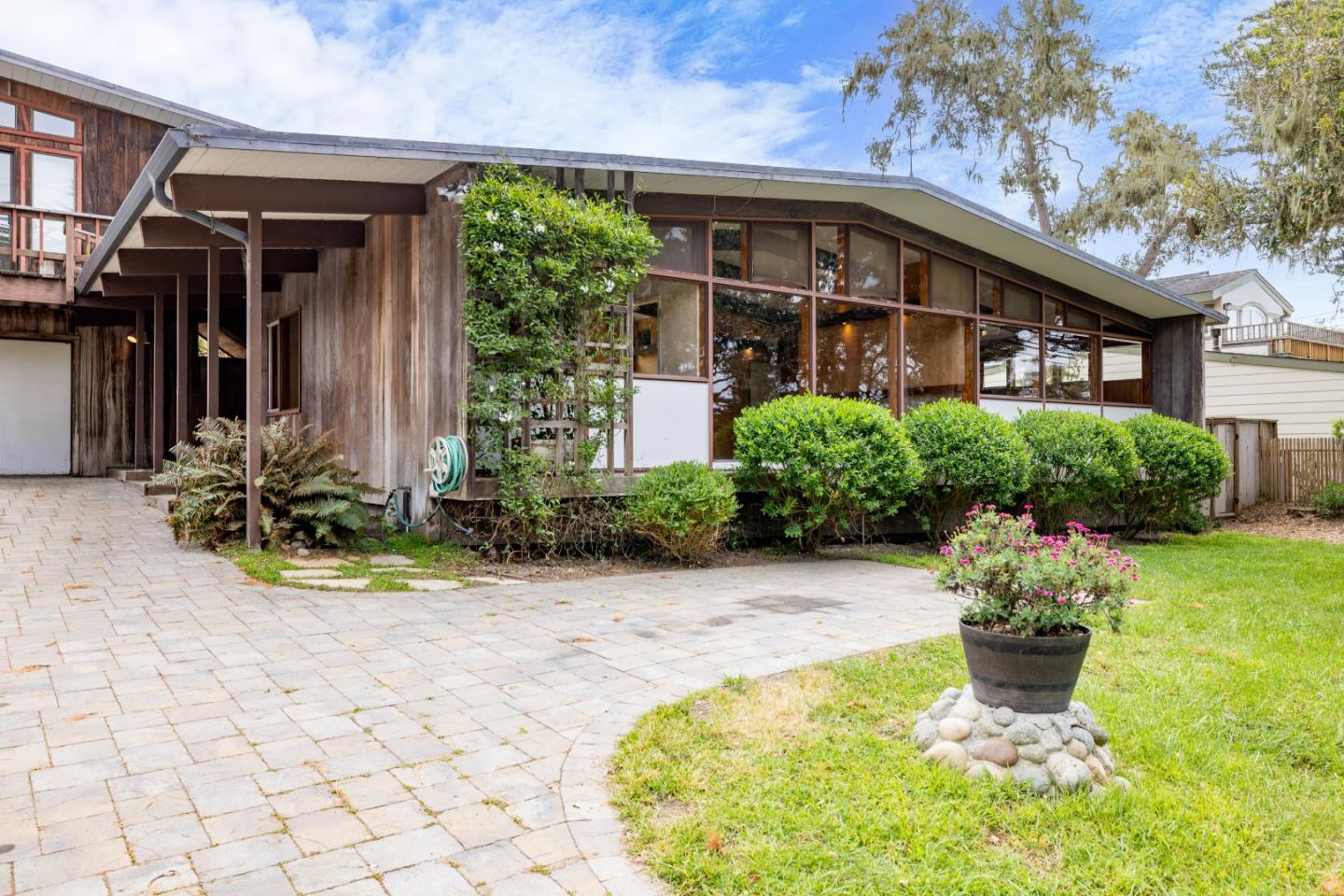 Detail Gallery Image 49 of 53 For 3071 Sloat Rd, Pebble Beach,  CA 93953 - 3 Beds | 4 Baths