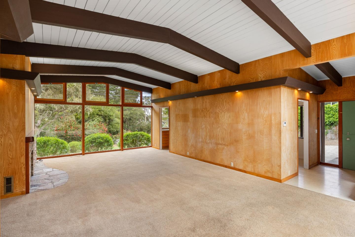 Detail Gallery Image 5 of 53 For 3071 Sloat Rd, Pebble Beach,  CA 93953 - 3 Beds | 4 Baths