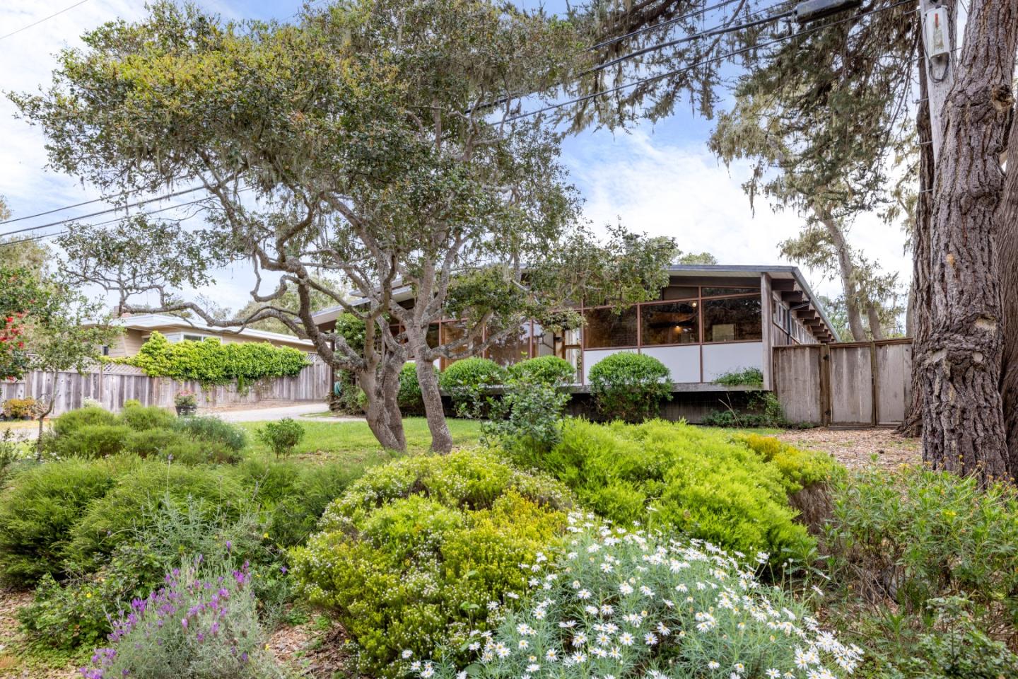 Detail Gallery Image 52 of 53 For 3071 Sloat Rd, Pebble Beach,  CA 93953 - 3 Beds | 4 Baths