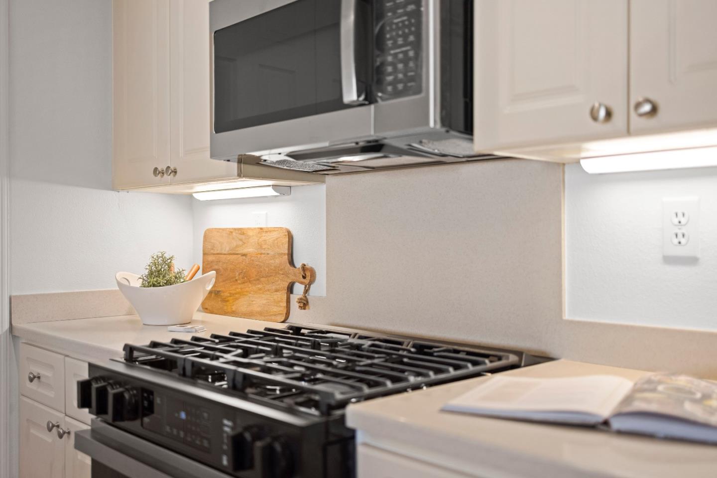 Photo #15: ML82042854 Listing: Photo #15