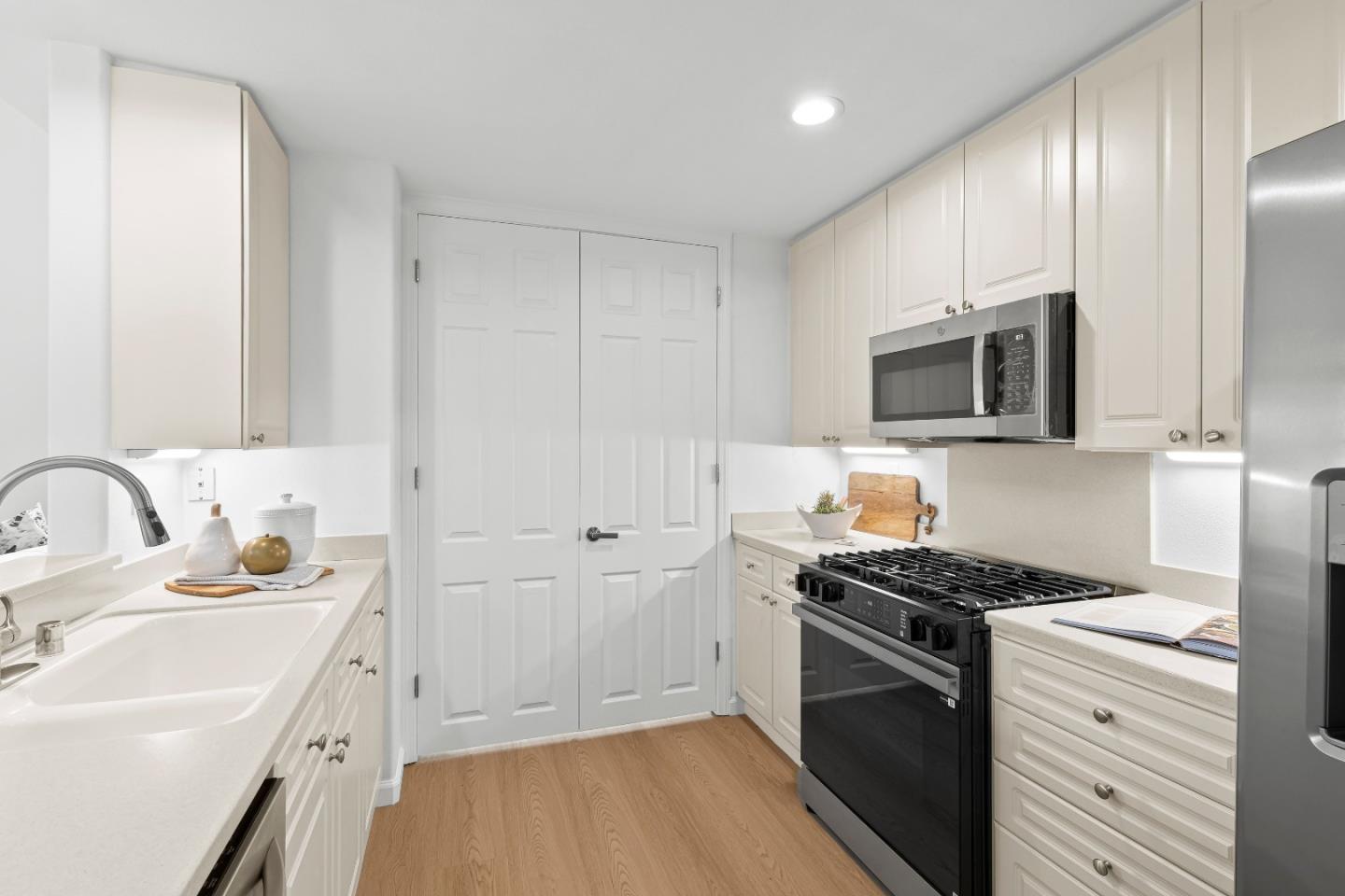 Photo #17: ML82042854 Listing: Photo #17