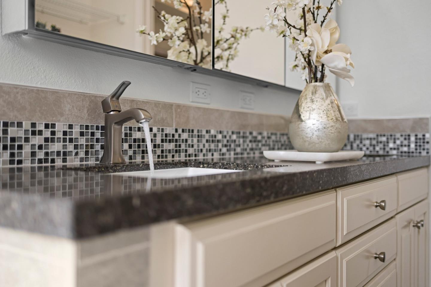 Photo #37: ML82042854 Listing: Photo #37