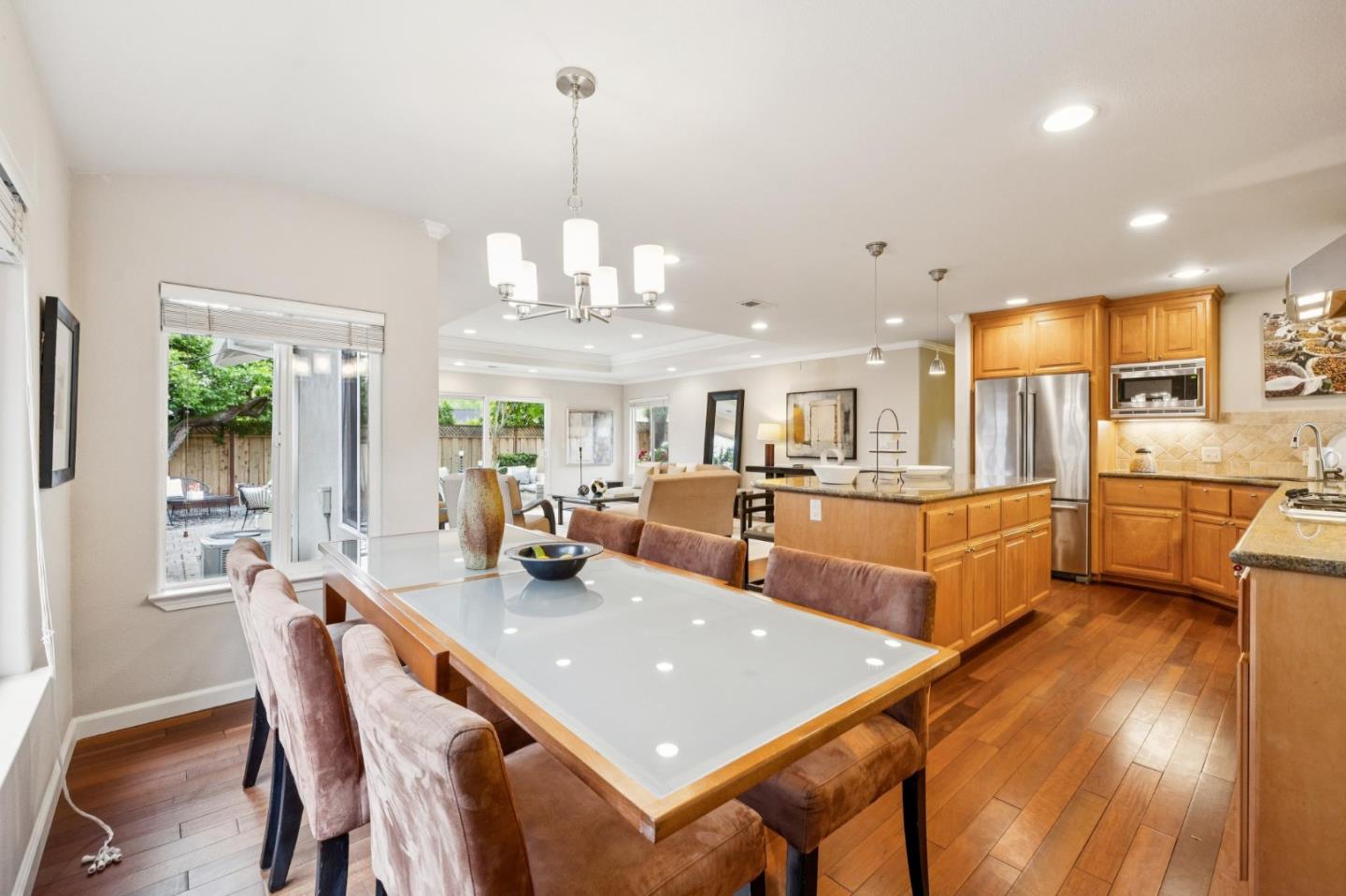 Detail Gallery Image 16 of 38 For 5530 Laura Dr, San Jose,  CA 95124 - 3 Beds | 2 Baths