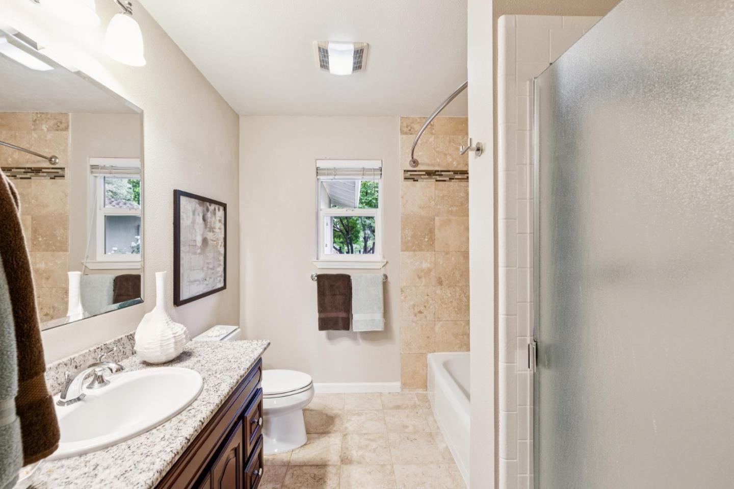 Detail Gallery Image 29 of 38 For 5530 Laura Dr, San Jose,  CA 95124 - 3 Beds | 2 Baths