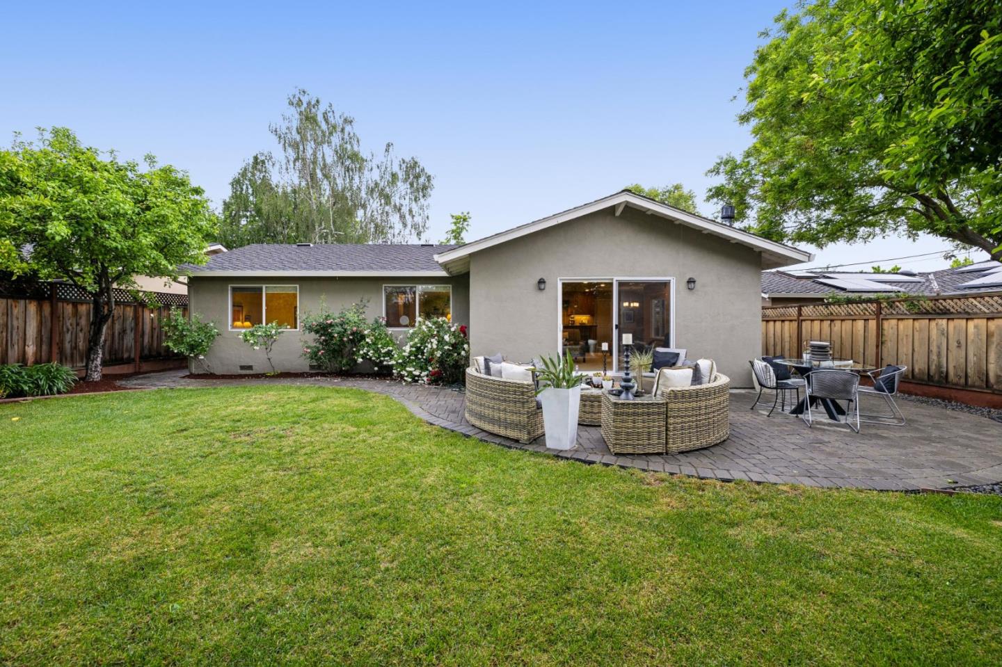 Detail Gallery Image 36 of 38 For 5530 Laura Dr, San Jose,  CA 95124 - 3 Beds | 2 Baths