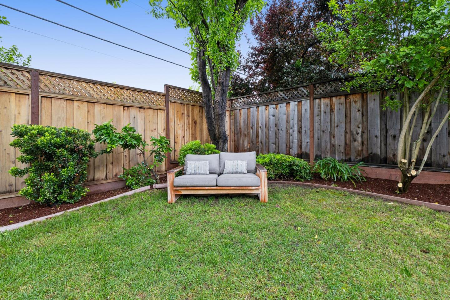 Detail Gallery Image 37 of 38 For 5530 Laura Dr, San Jose,  CA 95124 - 3 Beds | 2 Baths