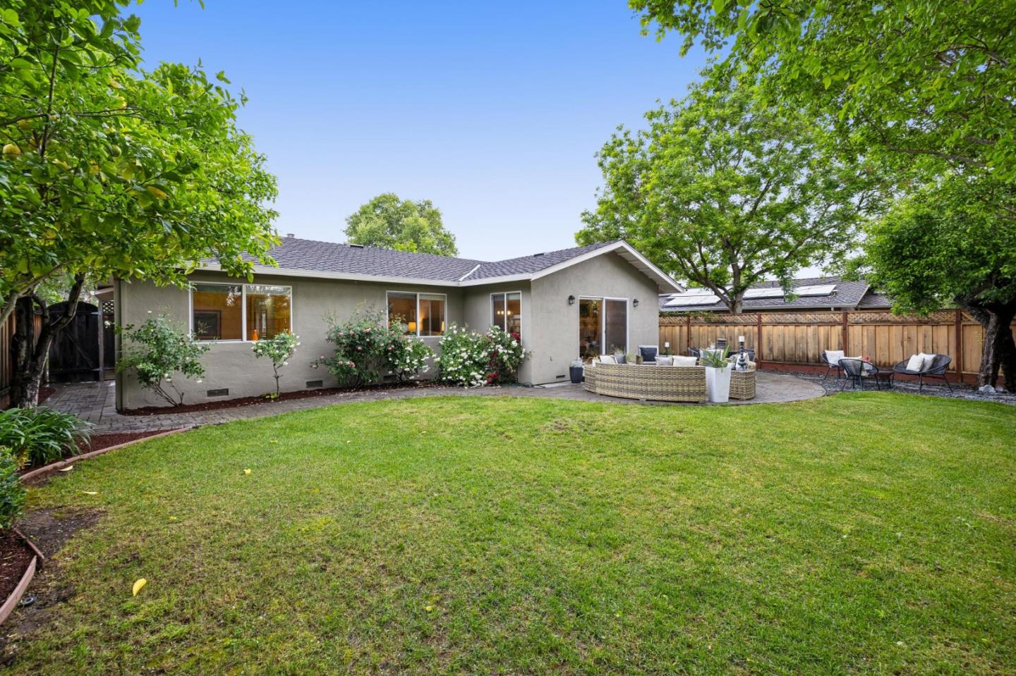 Detail Gallery Image 38 of 38 For 5530 Laura Dr, San Jose,  CA 95124 - 3 Beds | 2 Baths